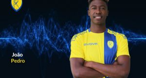 super-league-1-panaitolikos-rixi-eso-miniskou-gia-ton-zoao-pedro