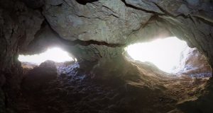Mια μοναχική εξερεύνηση Σπηλαίου στη Δυτική Αιτωλοακαρνανία (Photos)