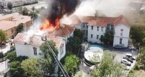 Φωτιά στο Ελληνικό Γηροκομείο «Βαλουκλή» στην Κωνσταντινούπολη (Videos)