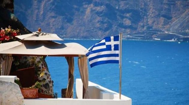 «Έκρηξη» στον Ελληνικό Τουρισμό – Ξεπέρασαν τα επίπεδα του 2019 οι εισπράξεις