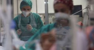 Λαμία: Καταγγέλλουν ολιγωρία γιατρών για τον θάνατο 49χρονου