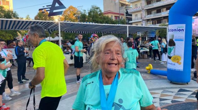 Αγρίνιο: Εντυπωσιακή συμμετοχή 90χρονης στον Λαϊκό Αγώνα Δρόμου (Photos)