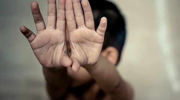 Βιασμός 4χρονου: «Το παιδί δεν άφηνε με τίποτα να το ακουμπήσουν» (Video)