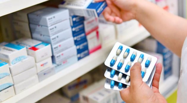 Το Υπουργείο Υγείας εντείνει τους ελέγχους για τις ελλείψεις σε φάρμακα