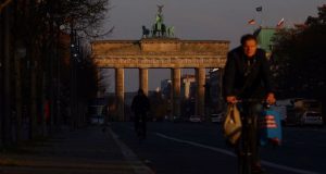 Γερμανία: Πλαφόν στην τιμή φυσικού αερίου και ηλεκτρικού ρεύματος από…