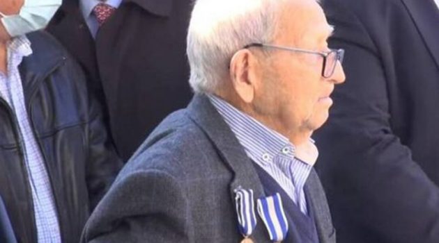 Ναύπακτος: Πέθανε σε ηλικία 107 ετών ο τελευταίος Εύζωνας του θρυλικού 2/39 Συντάγματος (Video)