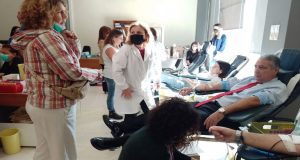 Ο Γιάννης Καρβέλης στην αιμοδοσία της 6ης Υγειονομικής Περιφέρειας (Photos)