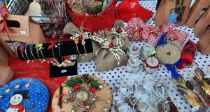 Αγρίνιο: Το Χριστουγεννιάτικο bazaar της «Φλόγας» (Videos – Photos)