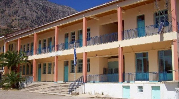 Γυμνάσιο Αστακού: «Ένα πολύ σημαντικό έργο για την αναβάθμιση της εκπαιδευτικής διαδικασίας παραδίδεται»