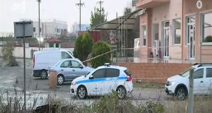 Καταδίωξη στη Θεσσαλονίκη: Σφαίρα στο κεφάλι δέχθηκε ο ανήλικος οδηγός…