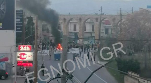 Φωτιές κοντά σε καταυλισμούς Ρομά σε Χαλκίδα και Ασπρόπυργο (Video – Photos)