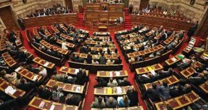 Βουλή: Υπερψηφίστηκε ο Προϋπολογισμός του 2023 με 156 θετικές ψήφους…