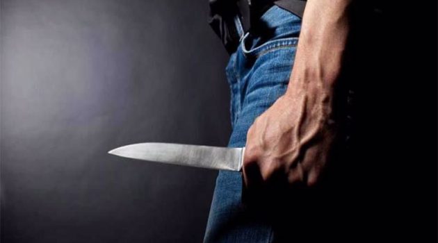 Αγρίνιο: 20χρονοι συνελήφθησαν για μαχαίρι και χασίς