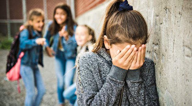 Βόλος: Η 14χρονη που δεχόταν ακραίο bullying επιστρέφει στο σχολείο με εισαγγελική επιτήρηση