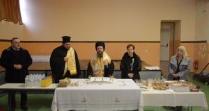 Επίσκεψη του Μητροπολίτη Δαμασκηνού στο Παπαστράτειο Γυμνάσιο Αγρινίου (Photos)