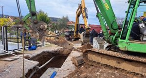 Δήμος Αγρινίου: Eργασίες στον κεντρικό αγωγό υδροδότησης της Μακρυνείας (Photos)