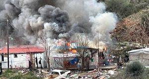 Ναύπακτος: Πυρκαγιά στον οικισμό Ρομά στον Σκα – Άμεση παρέμβαση…