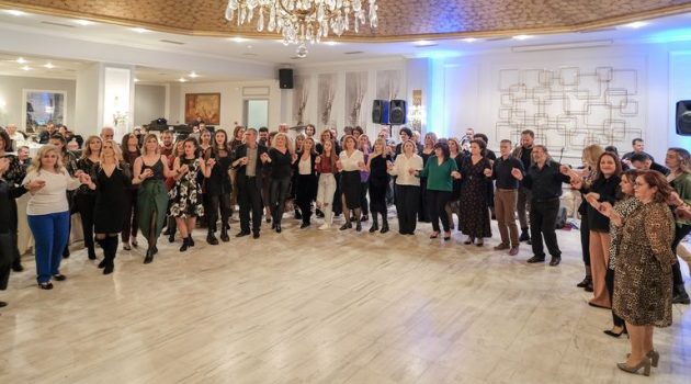 Γ.Ε. Αγρινίου: Με μεγάλη επιτυχία ο ετήσιος χορός του Λαογραφικού Ομίλου (Photos)