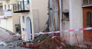 Ολοκληρώθηκαν οι αυτοψίες στα Κτίρια της Λέσβου μετά τους Σεισμούς