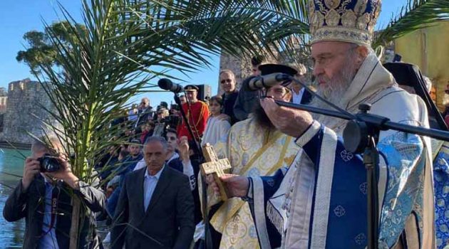 Με λαμπρότητα ο εορτασμός των Θεοφανείων στη Ναύπακτο (Videos – Photos)
