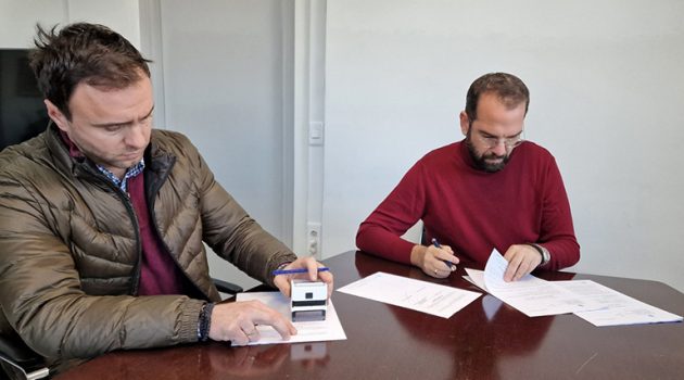 Περιφέρεια: Υπεγράφη η σύμβαση για την αποκατάσταση οδοστρώματος στη Φραγκόσκαλα μετά από κατολίσθηση