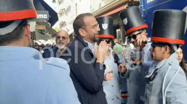 Πάτρα: Συνελήφθη ο Νεκτάριος Φαρμάκης – Άμεση επέμβαση της Καρναβαλικής Αστυνομίας (Photos)