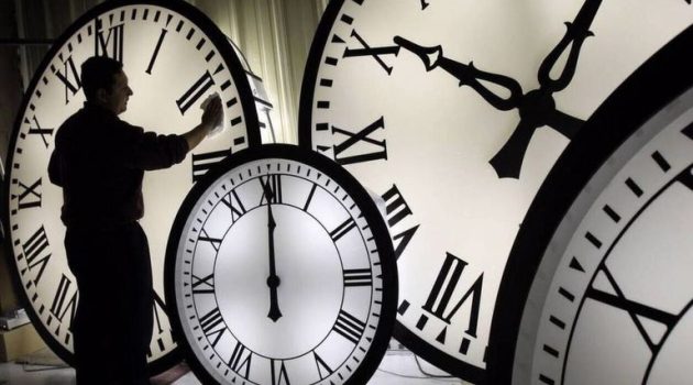 Αλλαγή Ώρας 2023: Τα ξημερώματα της Κυριακής πηγαίνουμε τα ρολόγια μας μια ώρα μπροστά