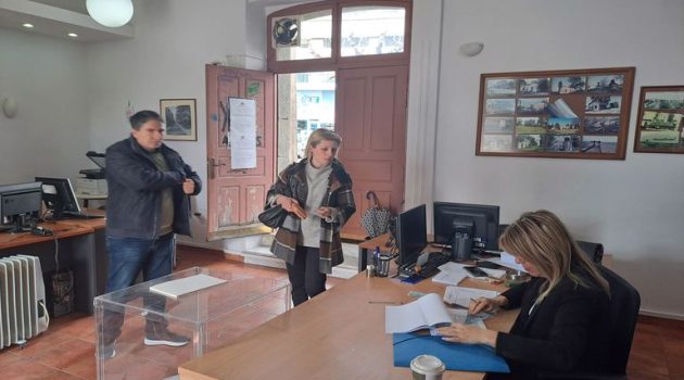 Αγρίνιο: Σε εξέλιξη οι εκλογές για το νέο Δ.Σ. της Β’ Ε.Λ.Μ.Ε. Αιτωλοακαρνανίας – Τα ψηφοδέλτια (Photos)