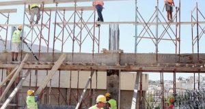 Αγρίνιο: Επιχείρησαν να κλέψουν οικοδομή, έγιναν αντιληπτοί και συνελήφθησαν