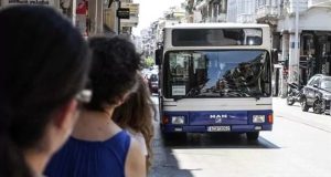 Πανικός σε λεωφορείο στην Πάτρα: 12χρονος έριξε κροτίδα – Δύο…