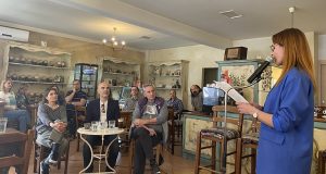 Αγρίνιο: Η δεύτερη συνάντηση του Φιλοσοφικού Καφενείου (Photos)