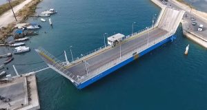 Η μοναδική Γέφυρα-πλοίο στην Ελλάδα που ενώνει την Αιτωλ/νία με…