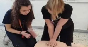 Χαλκιδική: 16χρονη έσωσε 10χρονο από πνιγμό – Είχε καταπιεί τρία…
