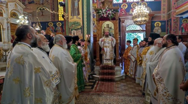 Η Εορτή του Αγίου Πνεύματος στην Ιερά Μητρόπολη Αιτωλίας και Ακαρνανίας (Photos)