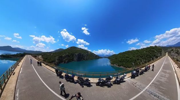 Το πανέμορφο τοπίο δίπλα στη Γέφυρα Τατάρνας στη Λίμνη Κρεμαστών (Video)