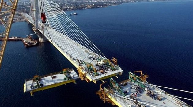 Γέφυρα Ρίου-Αντιρρίου: Το μεγάλο λάθος στην κατασκευή της που άλλαξε όλη την πορεία της