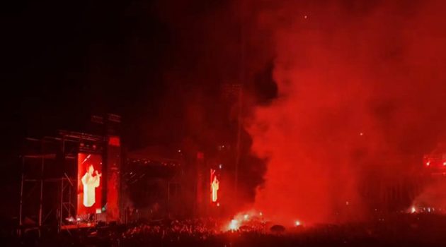 O ΛΕΞ έβαλε «φωτιά» στο στάδιο Παναχαϊκής – Αποθέωση από χιλιάδες θαυμαστές