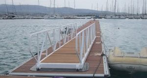 Πάλαιρος: Νέες πλωτές εξέδρες στο Λιμάνι