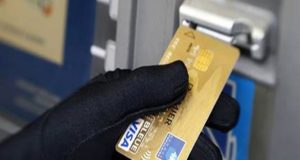 Αγρίνιο: Έκλεψε τραπεζική κάρτα, έκανε αγορές και συνελήφθη