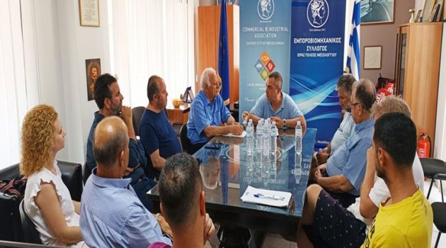 Μεσολόγγι: Συνάντηση της Διοίκησης του Εμπορ/κού Συλλόγου με τον Υπ. Δήμαρχο Αθανάσιο Λύρο (Photos)