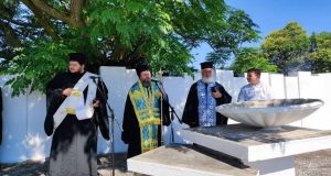 Καλύβια Αγρινίου: Ο Μητροπολίτης Δαμασκηνός τέλεσε το Μνημόσυνο για τους…