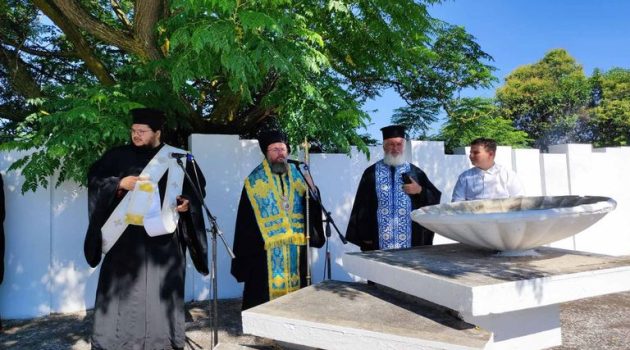 Καλύβια Αγρινίου: Ο Μητροπολίτης Δαμασκηνός τέλεσε το Μνημόσυνο για τους 59 εκτελεσθέντες (Photos)