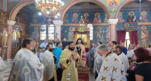 Ο Πανηγυρικός Εσπερινός στον Ιερό Ναό Αγίας Κυριακής Καστρακίου (Photos)