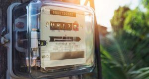 Υ.Π.ΕΝ.: Συνεχίζεται η στήριξη μέτρων στους λογαριασμούς του ηλεκτρικού ρεύματος