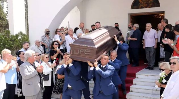 Λιζέτα Νικολάου: Θλίψη στην κηδεία της τραγουδίστριας (Photos)