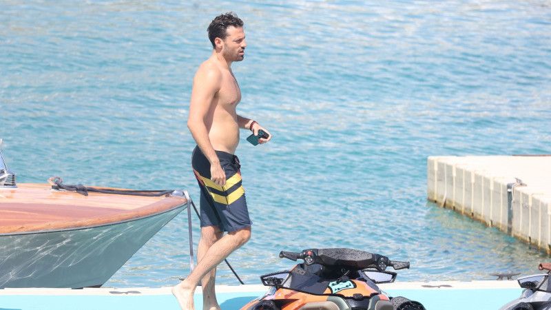 konstantinos arguros mukonos diakopes sunaulies2