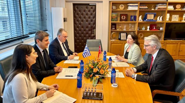 Συνάντηση του Λευτέρη Αυγενάκη με τον Τούρκο Πρεσβευτή (Photos)