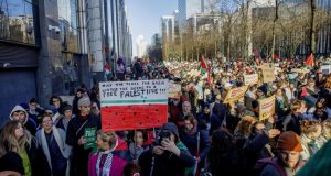 Βρυξέλλες: 27.000 άνθρωποι διαδήλωσαν στις ζητώντας κατάπαυση του πυρός στη…