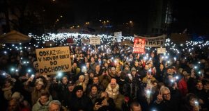Σλοβακία: Μεγάλες διαδηλώσεις κατά μεταρρυθμίσεων στον ποινικό κώδικα – Μειώνει…