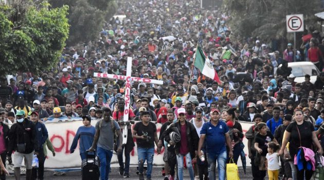 Περισσότεροι από 2,2 εκ. άνθρωποι αναζήτησαν φέτος τρόπους να περάσουν τα σύνορα ΗΠΑ-Μεξικού
